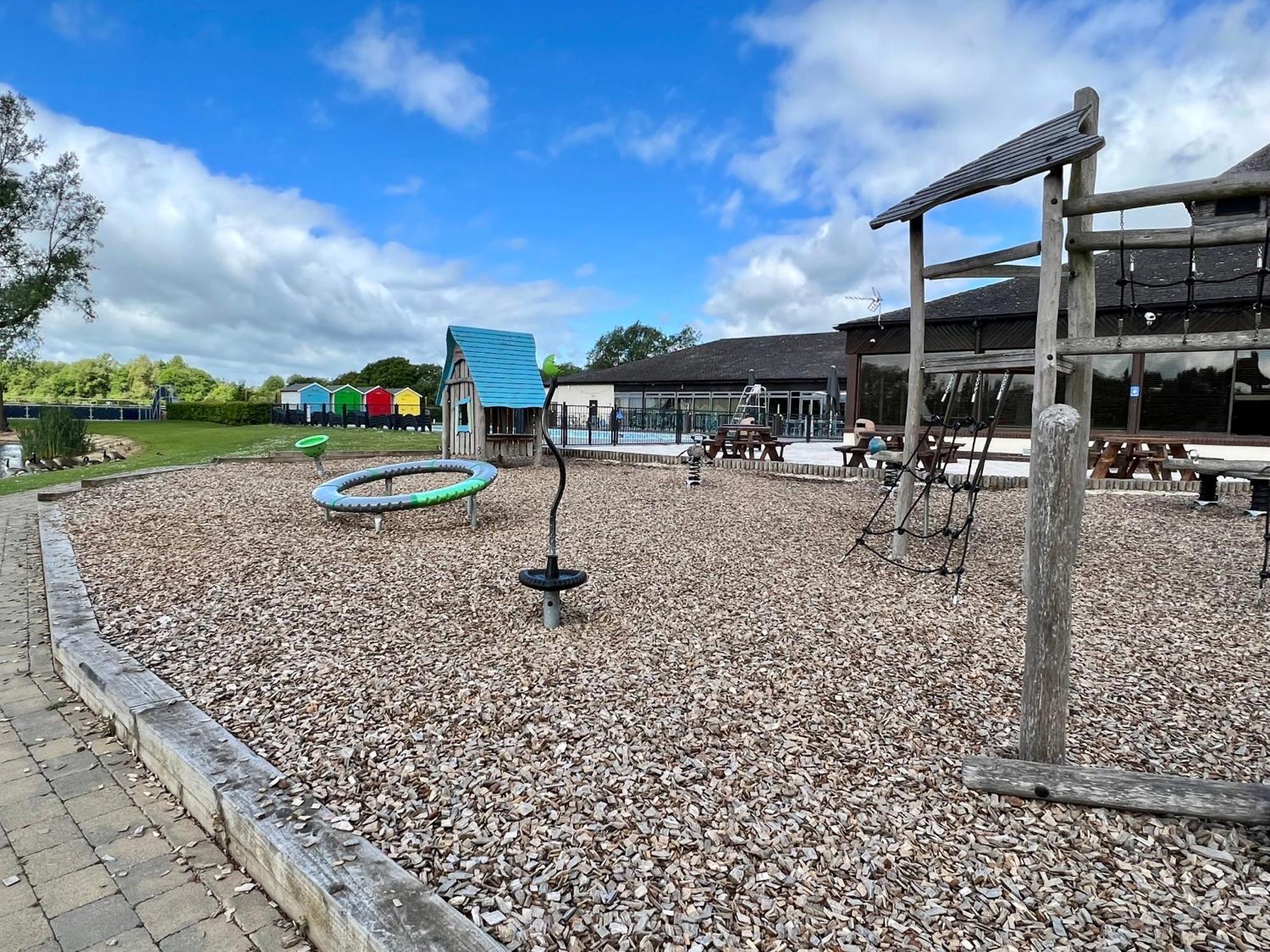 Bluebell Lodge, Dog Friendly South Cerney Exterior foto